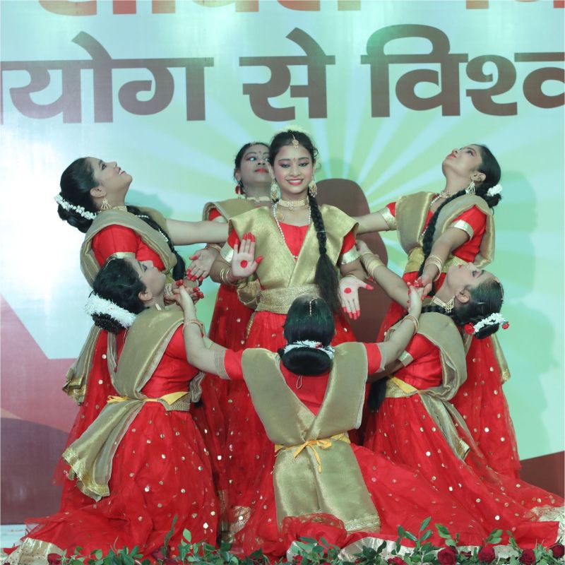 yuva Abhiyudhanam dance competition
